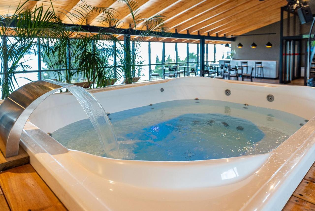 Hotel Alt Interlaken San Carlos de Bariloche Bagian luar foto